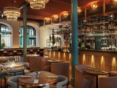 Vackert dukad restaurang