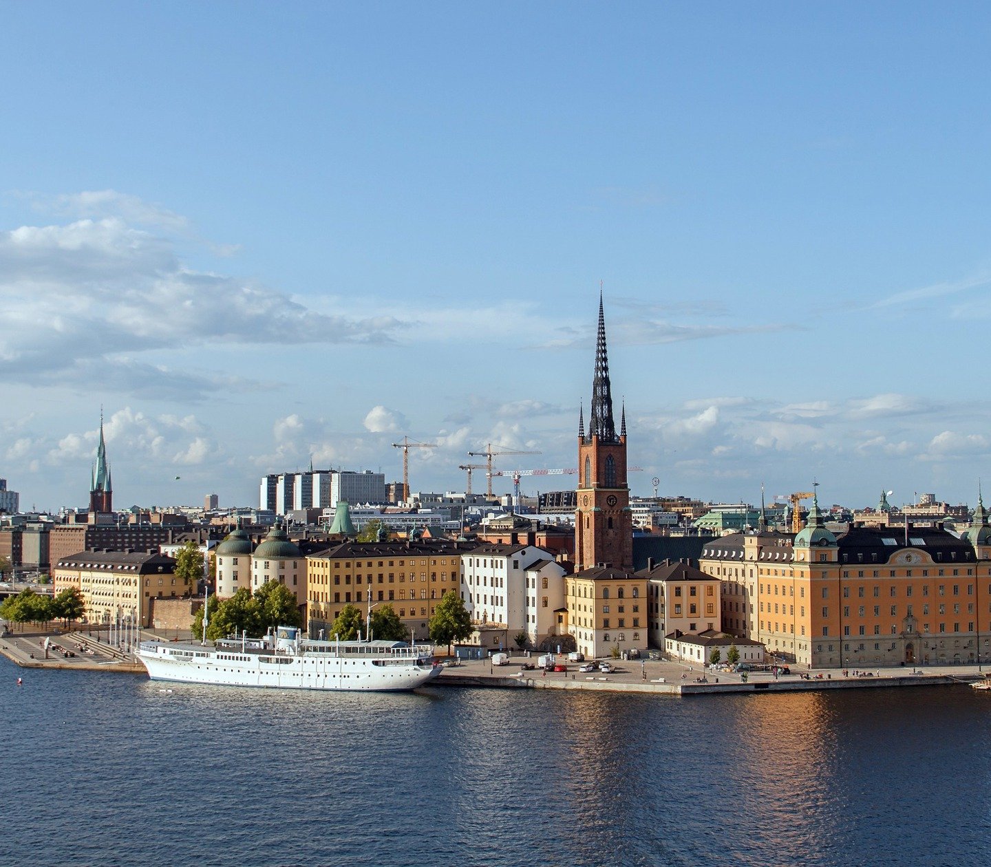 Stockholm i vårskrud