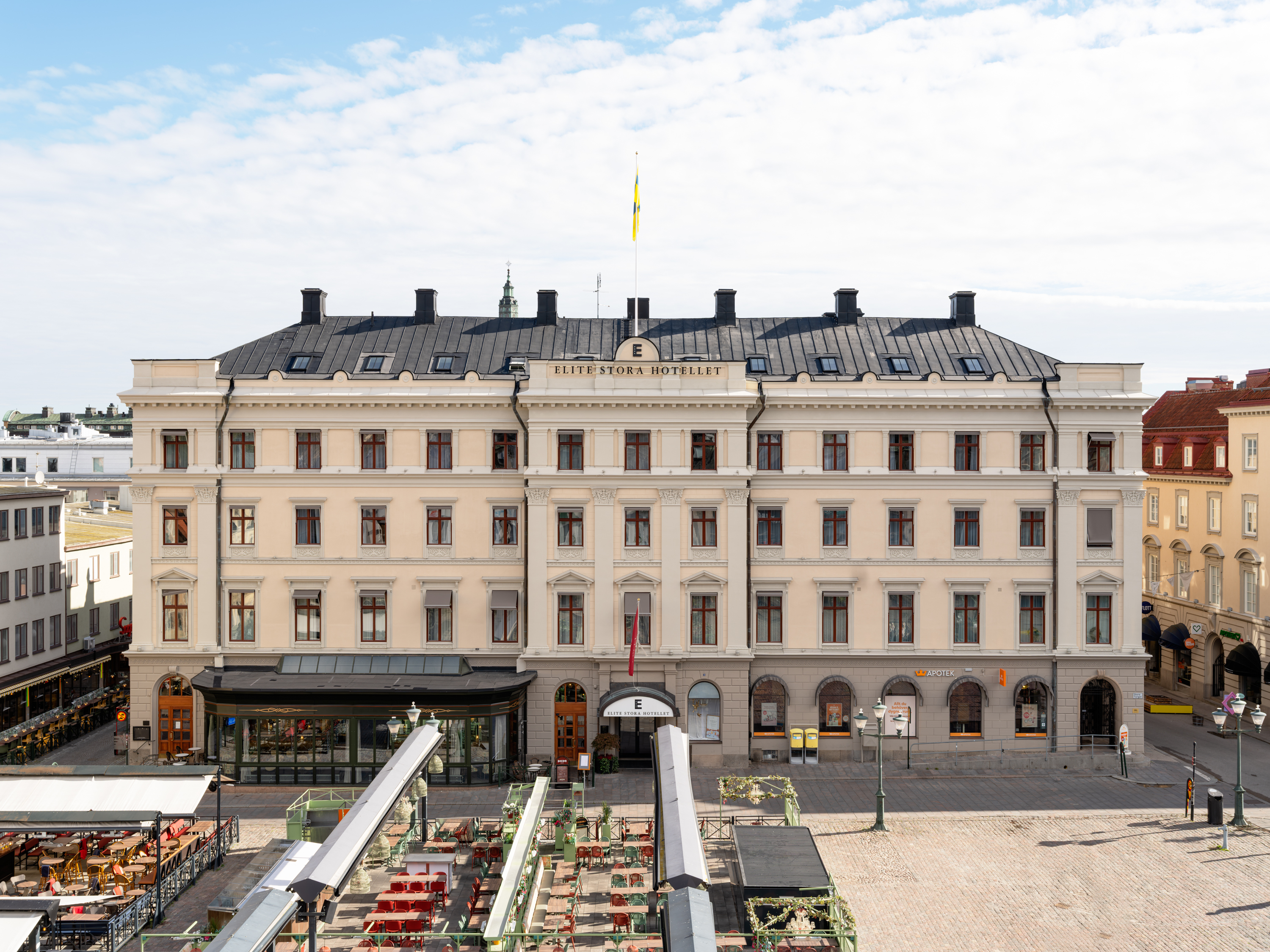 Elite Stora Hotellet building exterior