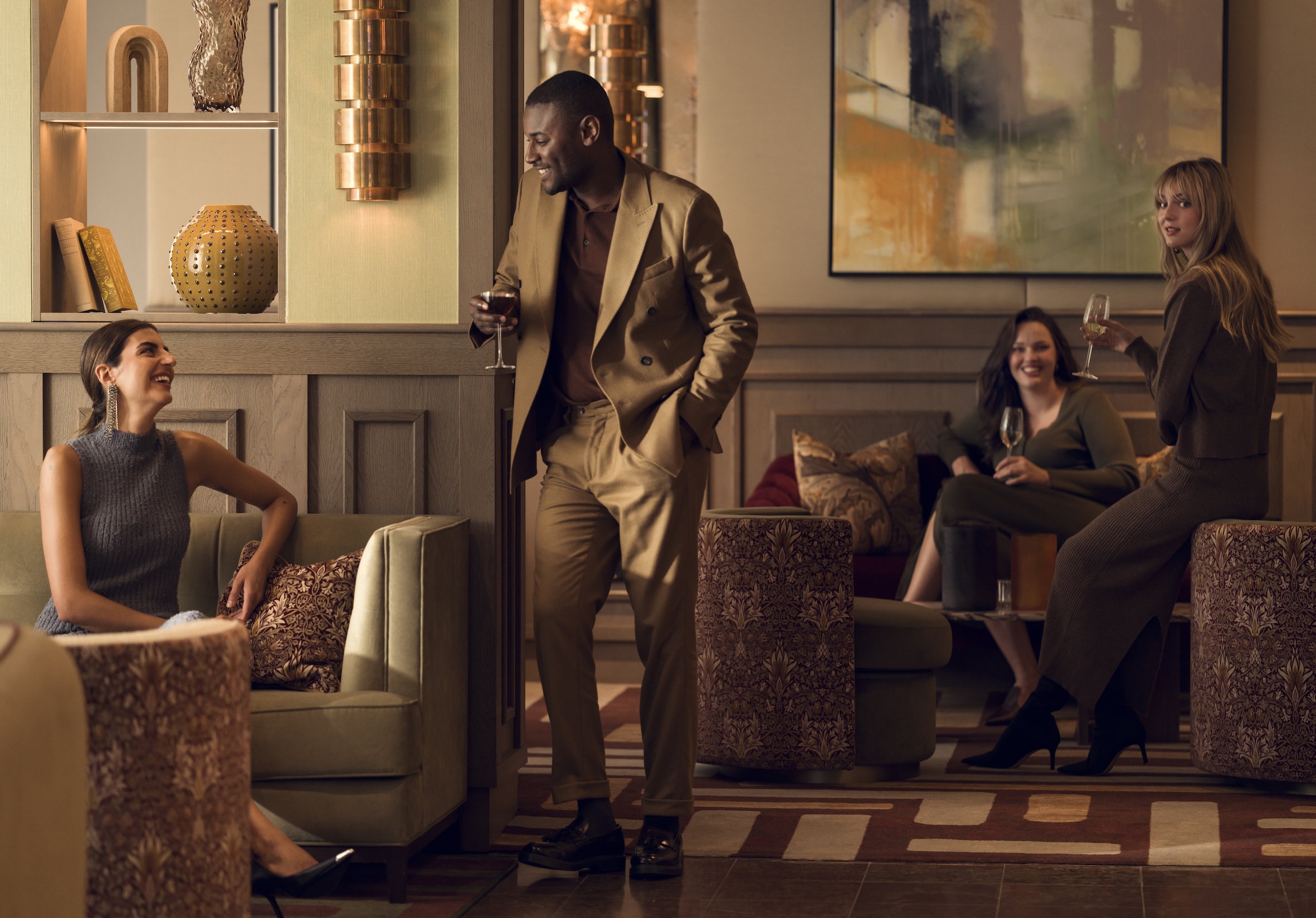 Kollegor som tar en konferensfika