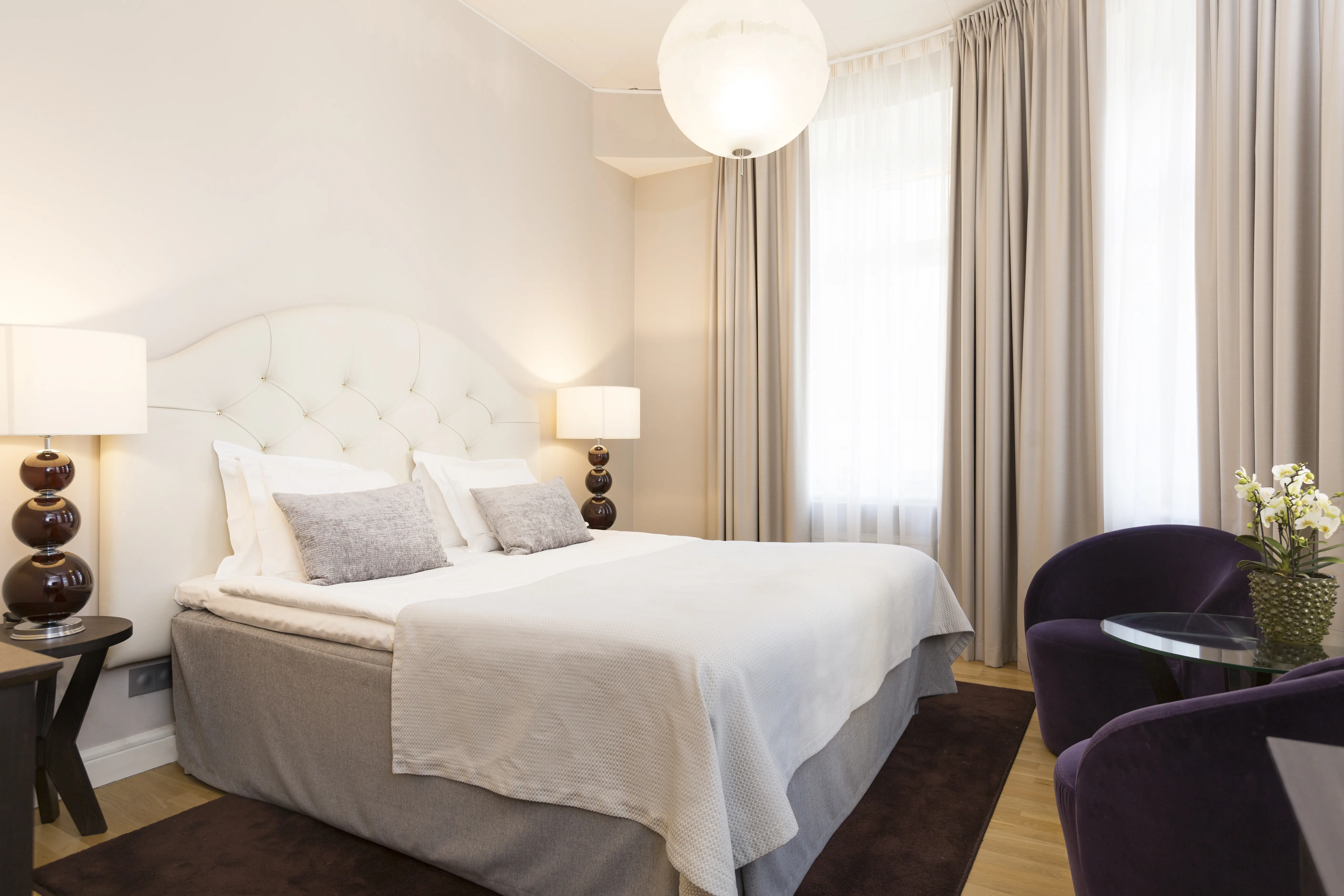 Bright, beautifully decorated room with double bed