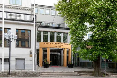 Pampig entré till Elite Stadshotellet i Växjö