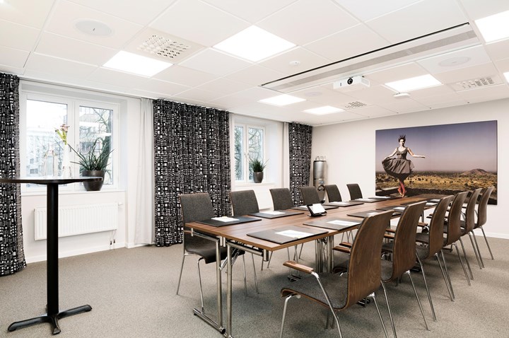 Boardroom with gray curtains