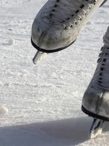 Skridskoåkning på isen