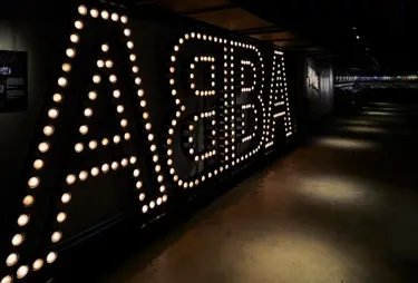 Neonskyltar med ABBA
