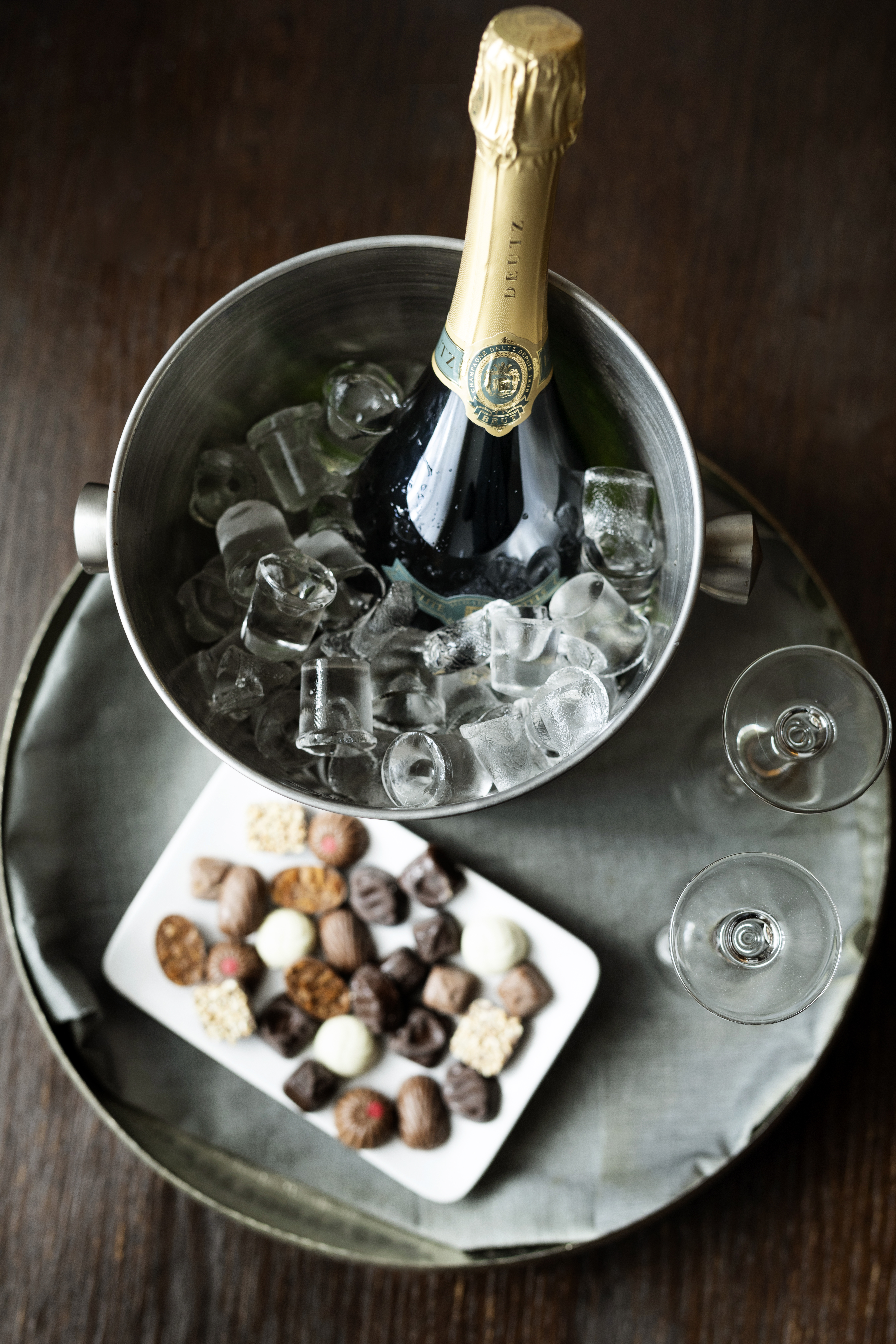 Ishink med champagne och choklad