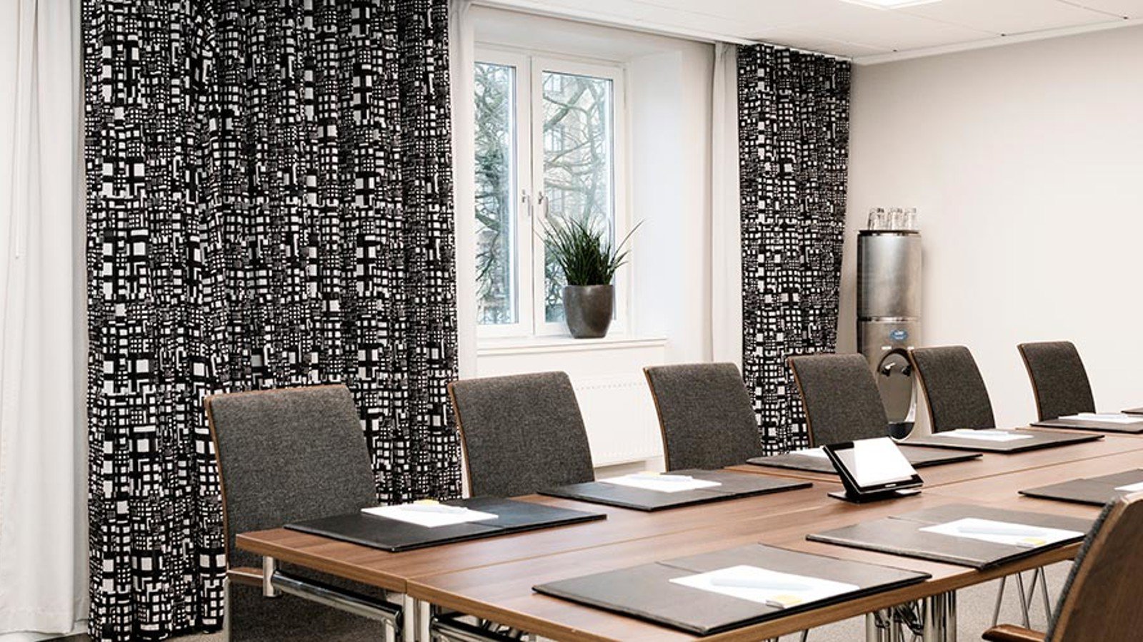 A small conference room at Elite Park Avenue Hotel in Gothenburg