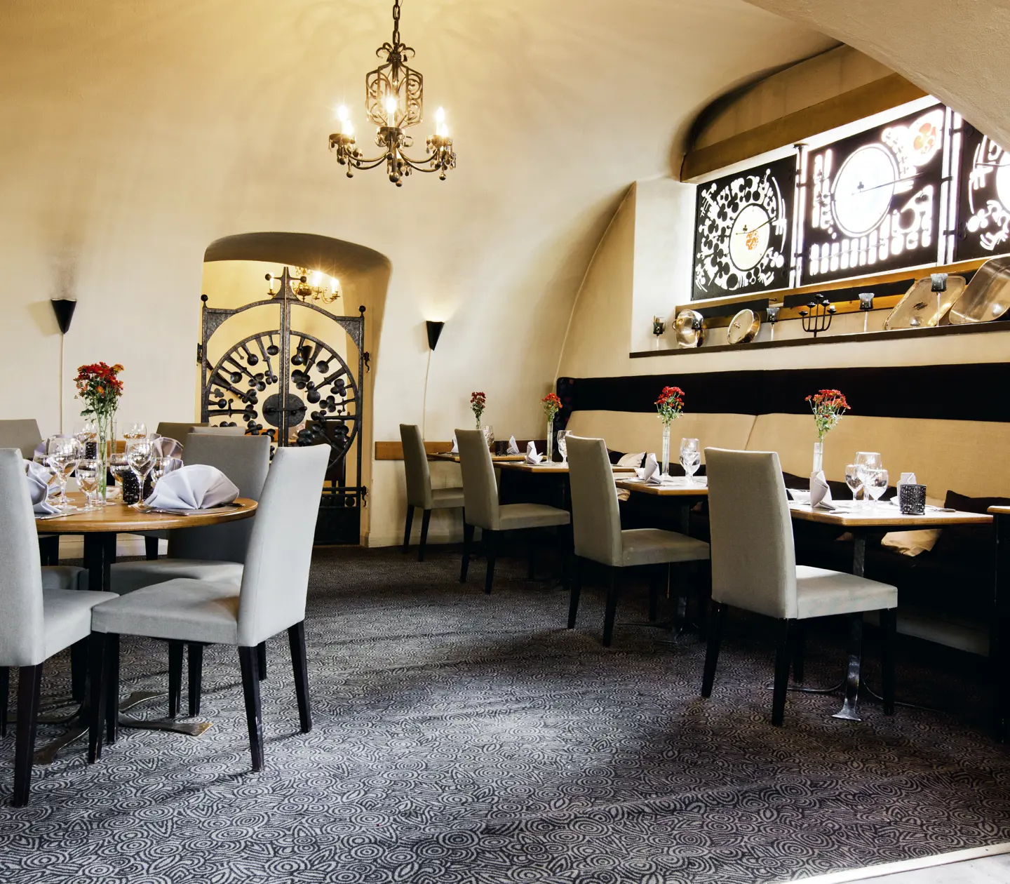 En restaurang i en slottskällare