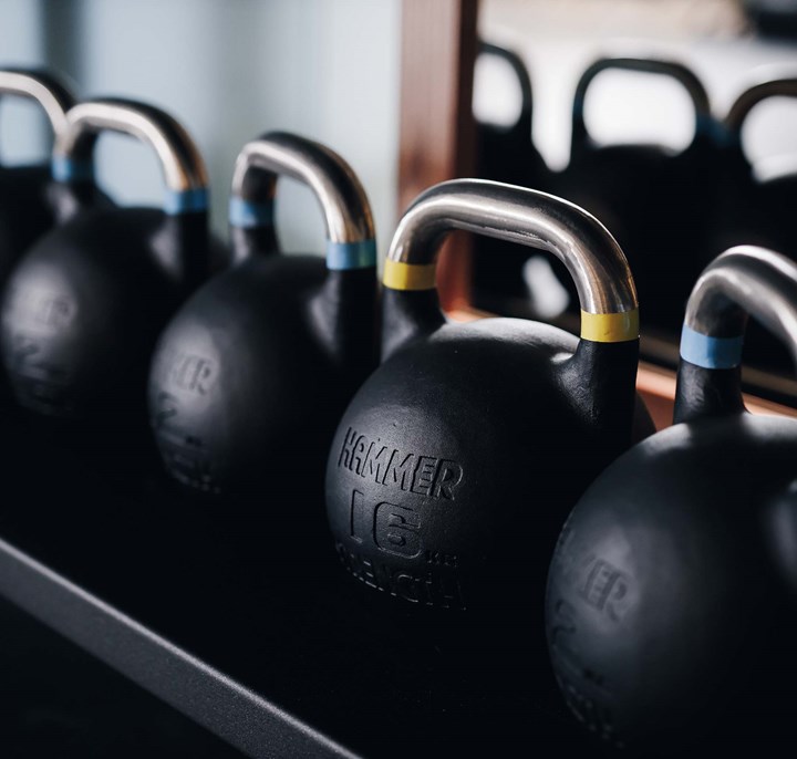 Ett fler tal hantlar.