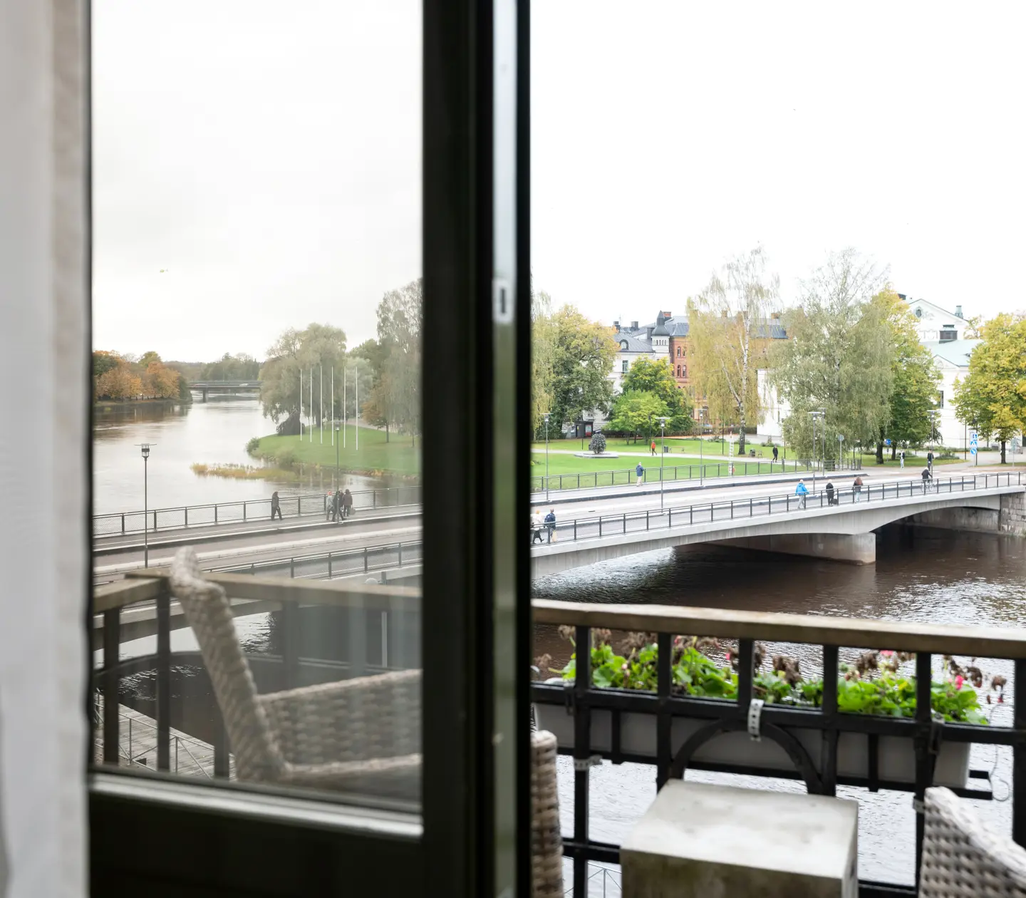 Utsikt från balkong med Klarälven utanför