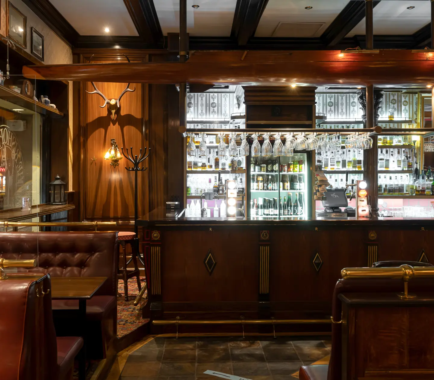 Pub i klassisk engelsk inredning