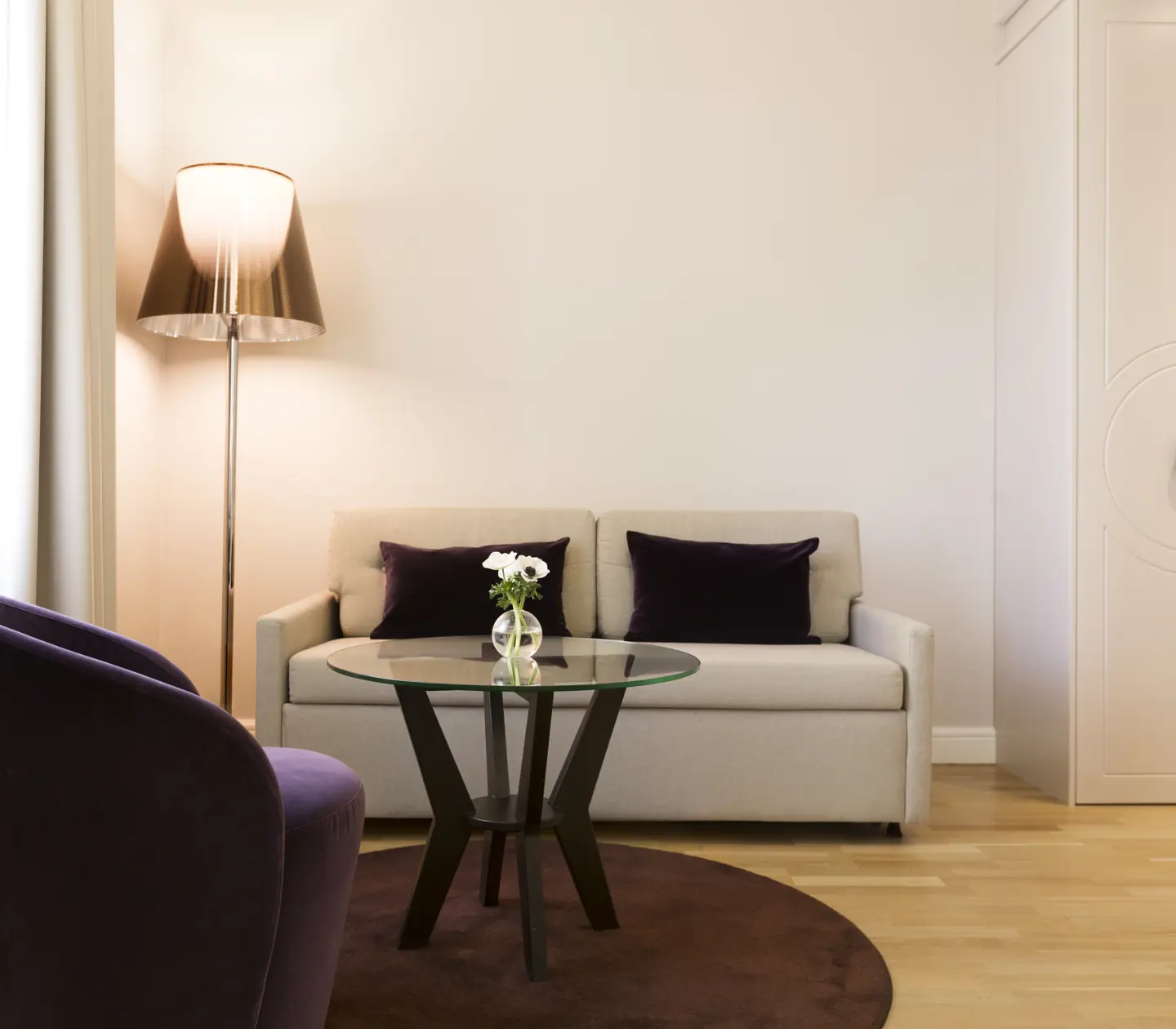 Sittgrupp med soffa och fåtölj